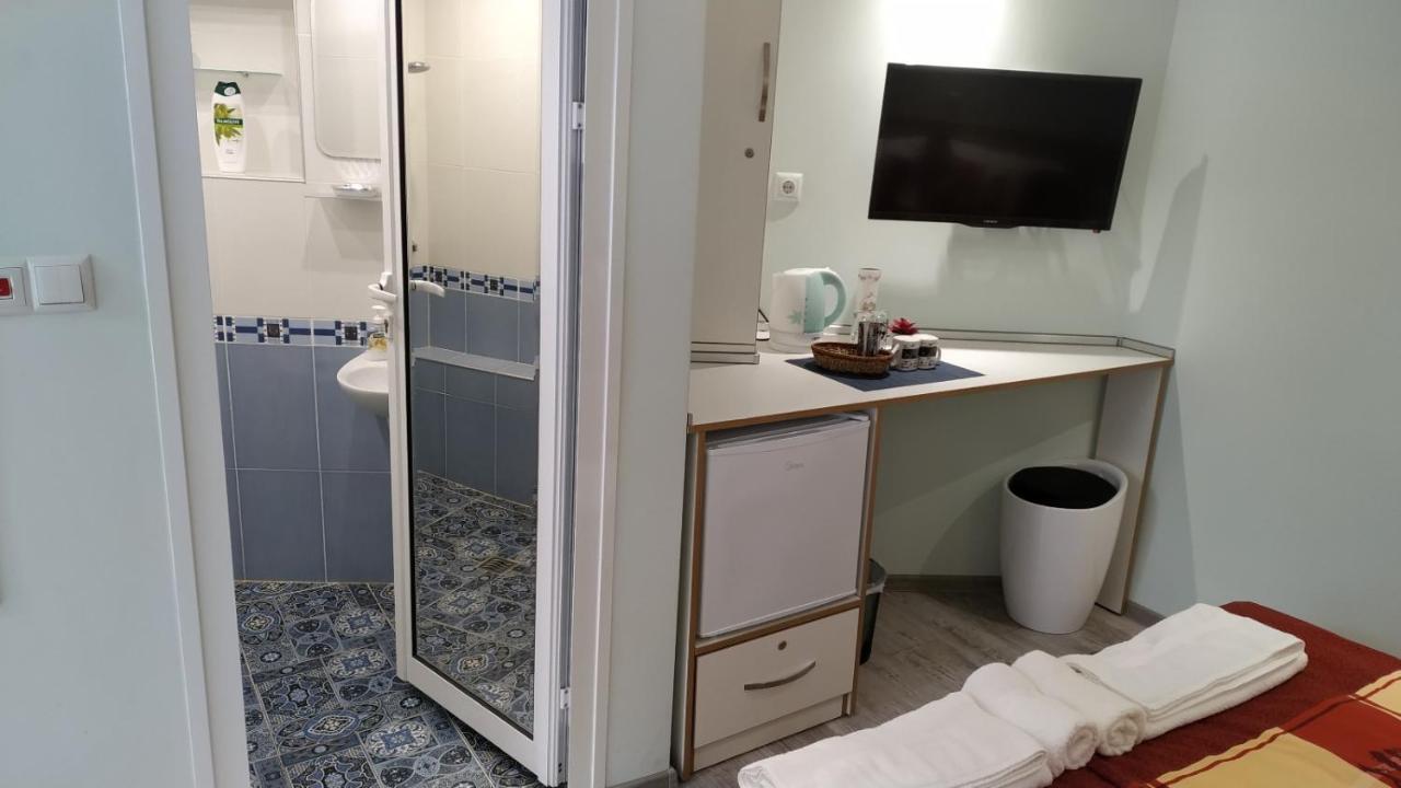 Miroom In The Heart Of Plovdiv Buitenkant foto